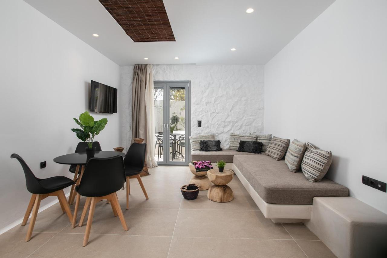 Naxos Green Village Hotel Naxos City Екстер'єр фото